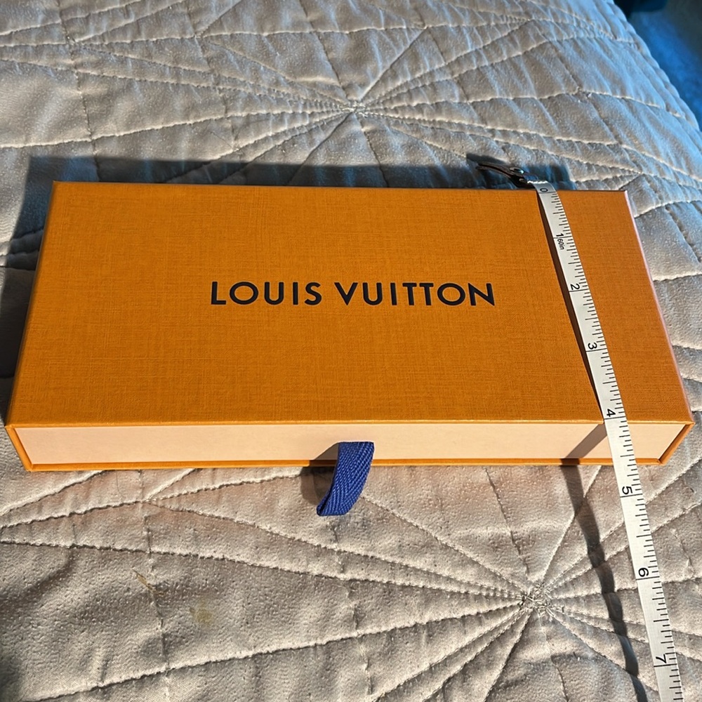 Louis Vuitton Authentic Box - Picture 3 of 13